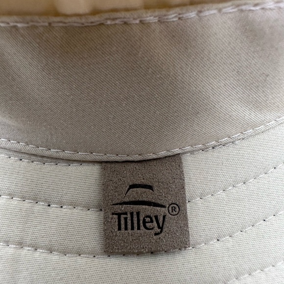 Tilley authentique hat main image 5